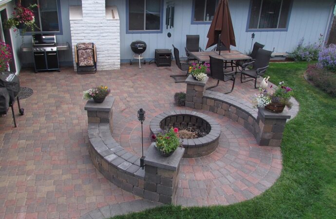Stonescapes-Woodlands TX Landscape Designs & Outdoor Living Areas-We offer Landscape Design, Outdoor Patios & Pergolas, Outdoor Living Spaces, Stonescapes, Residential & Commercial Landscaping, Irrigation Installation & Repairs, Drainage Systems, Landscape Lighting, Outdoor Living Spaces, Tree Service, Lawn Service, and more.